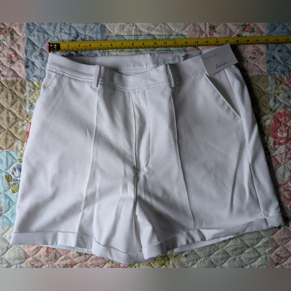 Lady Hagen NWT Women's Golf Shorts White 5" Inseam Size 14